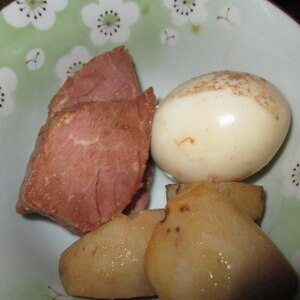 サトイモと豚バラの角煮